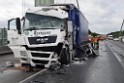 Schwerer LKW VU PKlemm A 4 Rich Olpe auf der Rodenkirchener Bruecke P068